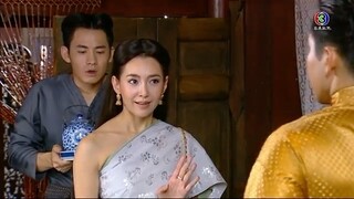 ไอจ้อย บอกแล้วไงว่าไม่กิน อยากโดนตะบันหน้ารึไง?!