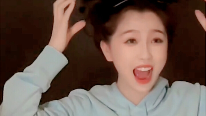 其实我是一只蝴蝶结哒～