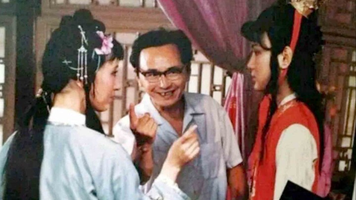 It turns out this is how the all-time classic 1987 version of “Dream of the Red Chamber” was filmed!