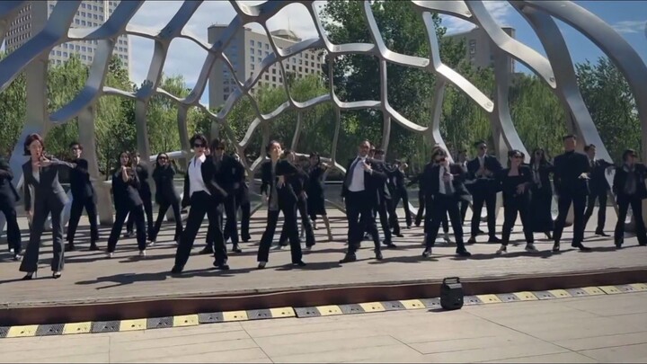 กรรมการโชว์ระเบิดเวที! กรรมการระดับชาติยกทีมลงสนาม วางตัวสงบนิ่ง ควบคุมเกมได้อย่างคล่องแคล่ว เรียบง่