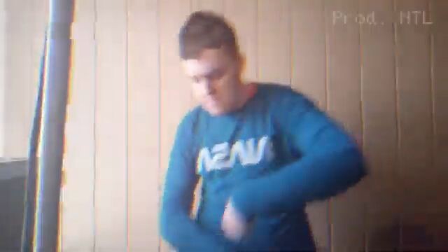 Paweł Wicki Gamer buja się do Dancin przez 18 sekund.