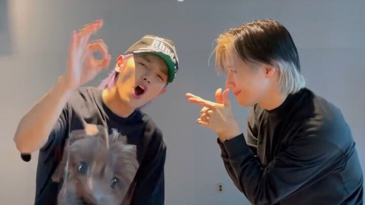 【NCT】 ✨🎶〰️Chúng ta đã có cú bật〰️🎶✨ #SHALALA_Challenge với #太民