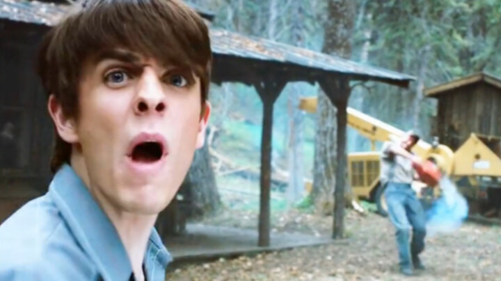 Sarang tawon memicu serangkaian insiden boneka bunuh diri, adegannya lucu dan berdarah "Harta Karun 