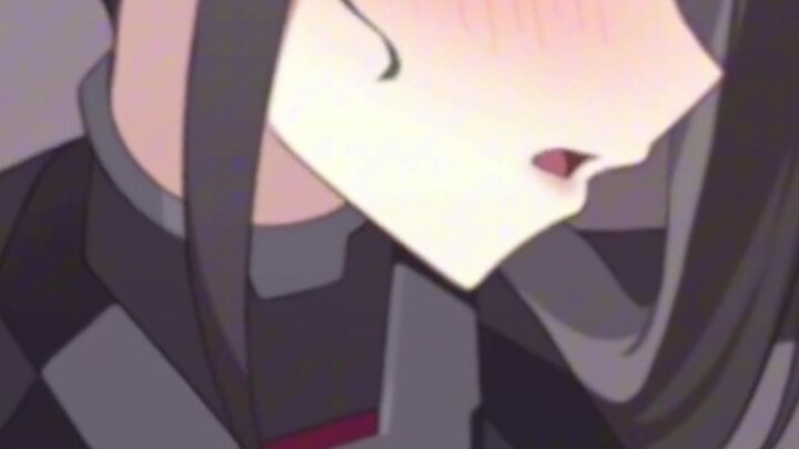 Li Yin is drenched in sweat.