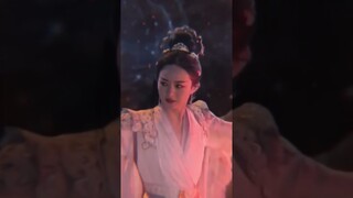 nhìn người mình yêu , hy sinh thân thể cứu tam giới  mấy ai không đau lòng