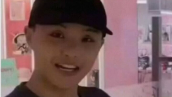 ไม่ใช่ ฮิโรฮิโกะ อารากิ