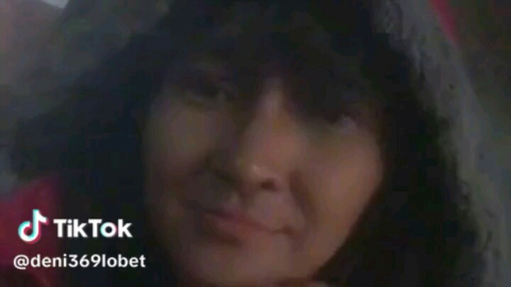 Habis di panggil "Cino Trajeng" (Cina Ampyang) dan karena video ini aku malah di panggil BULE ASiAN❤