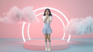 Cô bé bóng mây ⛅️