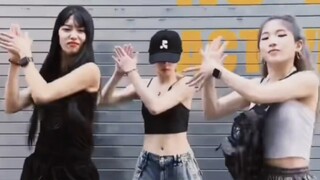 Keren banget! Song Yuqi kembali menari di jalan bersama para penari pendukung perempuan