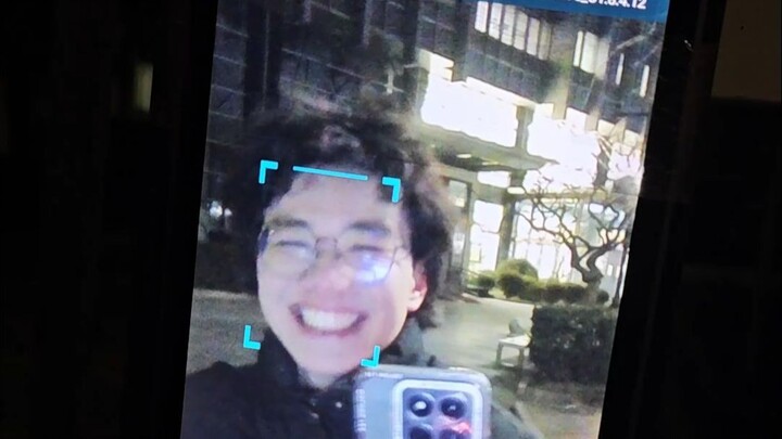 Pesona Wajah Umum: Teknik Pembelahan Wajah dengan Pengenalan Wajah