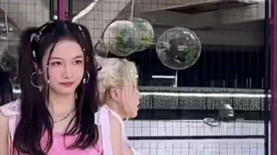 Chàng trai hào hứng, một người đàn ông bị say nắng trong sân bóng rổ 40 độ, anh có chắc là không muố