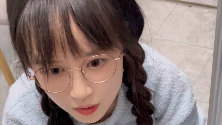 ที่รักจ๋า ให้เมียล้างเท้าให้นะ