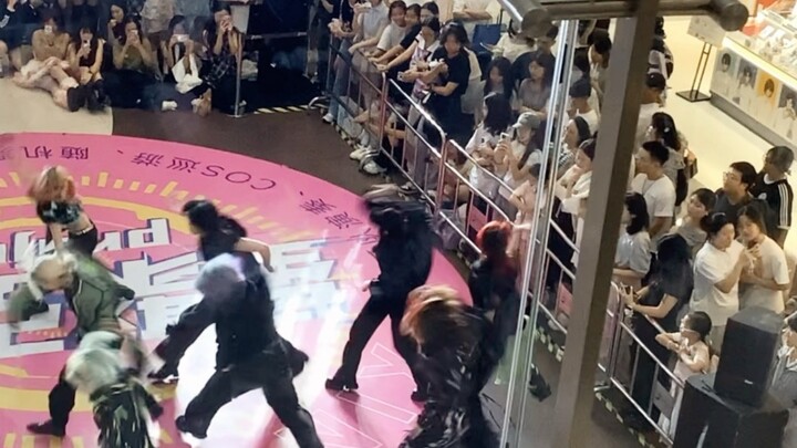 Đây là điệu nhảy của nhóm nào?