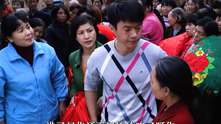 It’s年底 again—have you been on any blind dates this year?