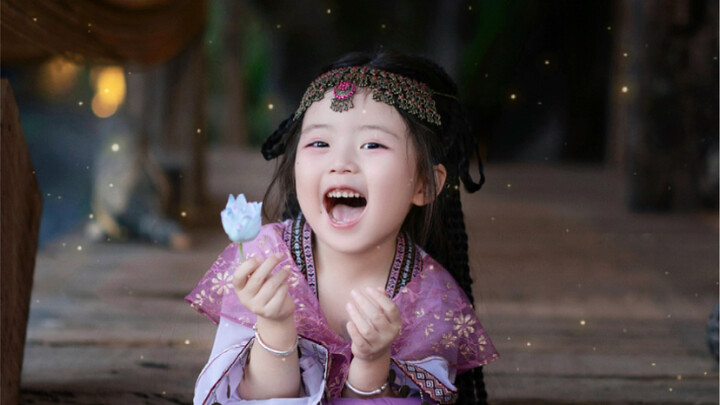 Look, it's Xiao Zixuan... This wave of nostalgia has me wondering whose DHA just kicked in...