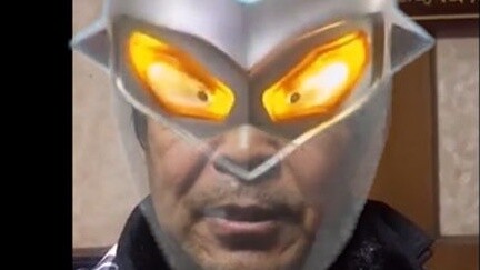 69 tuổi, là Ultraman Taro