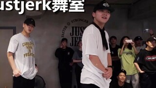 This explosive power is really amazing! The powerful collaboration of J-HO + Minsoo + Gyuhong [Justj