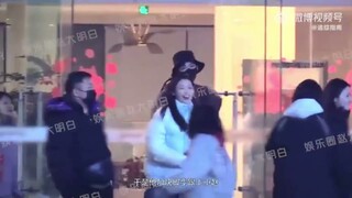 #zhaolusi Fancam Update 240127 | #thelegendofjewellery Team Going Out For Dinner Reuters