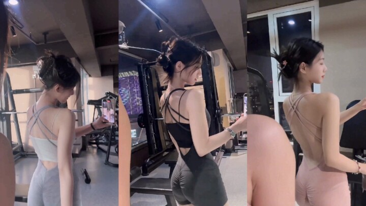 That sporty girl’s back looks so amazing—how could anyone not fall for it?