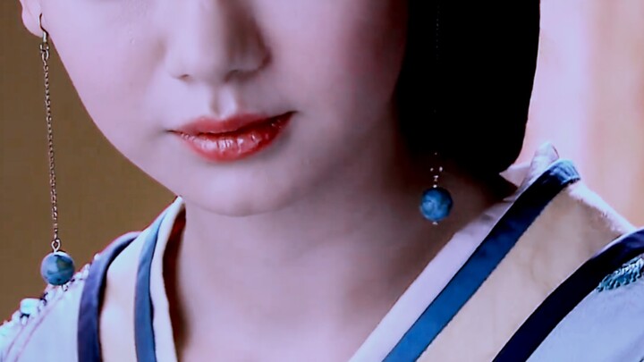 Both husband and wife are shrewd and highly intelligent, while their daughter is dull and foolish.