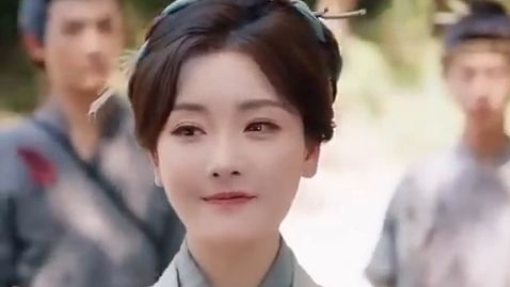 Menyeberang ke Zaman Kuno_ Aku Gunakan Teknologi Modern untuk Membawa Keluarga