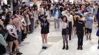 【คิมแทยอน】ไม่มีใครสามารถหนีจากเทพีแห่งสงครามในถิ่นทุรกันดารได้! - - INVU สุ่มเต้น |. ร้องเพลงไปกับใค