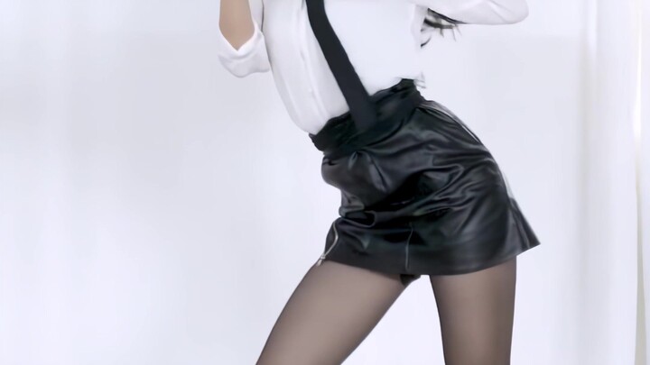 (Repost) High heels challenge AOA - Miniskirt