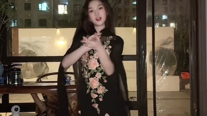 น้องสาวน่ารัก ปลาเผาเล็กๆ