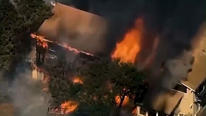 Lịch sử xây dựng nhà ở ghi dấu ấn đậm nét với hai ngôi nhà