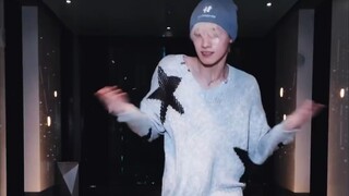 【朱志鑫】251021更新《All I Wanna Do》舞蹈“走廊散步”