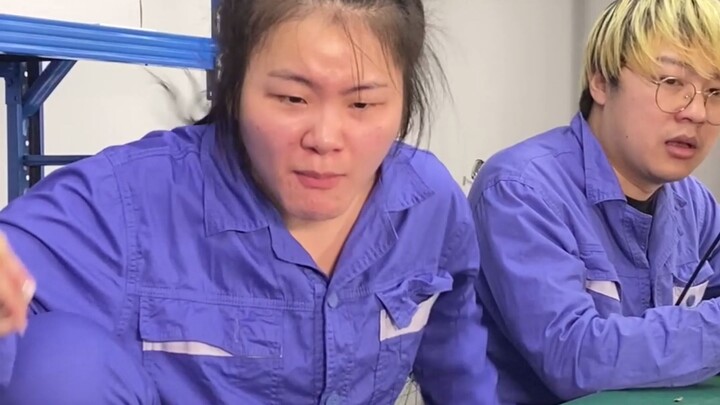 ดอกไม้โรงงานในสายตาคุณ vs ดอกไม้โรงงานในชีวิตจริง