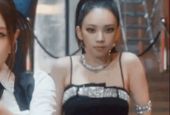 Merangkum para idola K‑pop yang menghadiri pesta dansa Ailee
