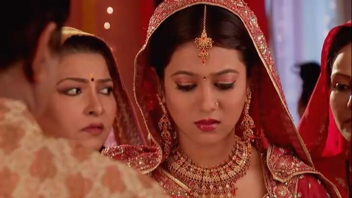 Iss Pyaar Ko Kya Naam Doon-241