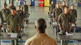 Students Look Down on a Man, Not Realizing He is Their Instructor With the Title of the Best Pilot