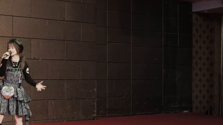 I think the lead singer can win! Challenging the Crisis Contract Cleansing Sins Combat Song "Battlep