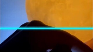 Cái mặt trăng này hơi to một chút!