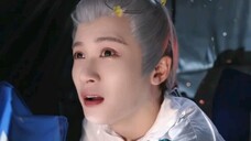 又被最后的挑眉可爱到~