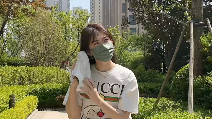 Mở cửa rồi, mọi người phát điên rồi