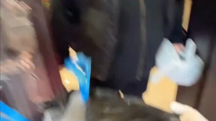 Giao một suất đồ ăn