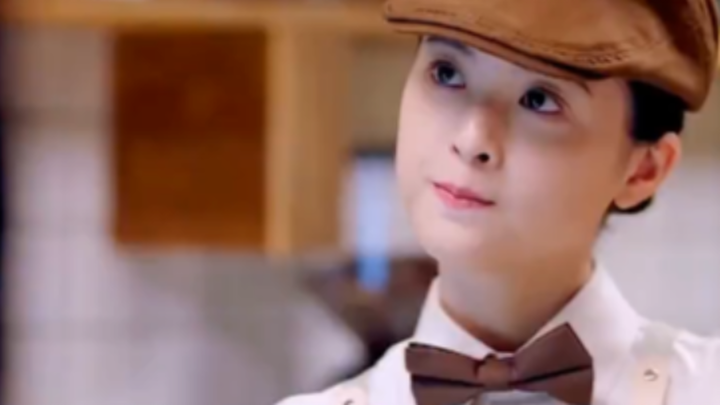 Ziqiu: Hey Lingxiao, your sister’s in my hands [Experienced driver]  Lingxiao: Your sister’s in my h