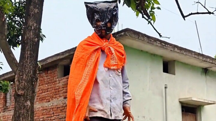 克里斯，救救我！क्रिस, मुझे बचाओ!