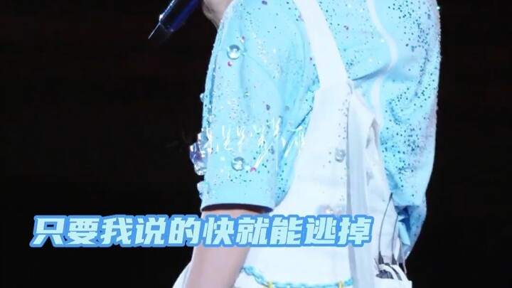 Ternyata, tak peduli dari manapun para penggemar berasal, mereka selalu bersatu padu mengucapkan ter