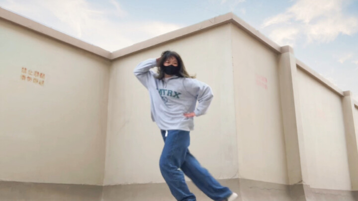 风吹一夏 浅跳一下 两版编舞都很喜欢
