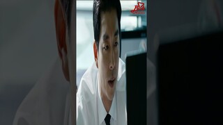 اب يضحى بنفسة من اجل انقاذ ابنته بعد انتشار الفيروس فى البلاد | ملخص train to busan 1  الجزء 2