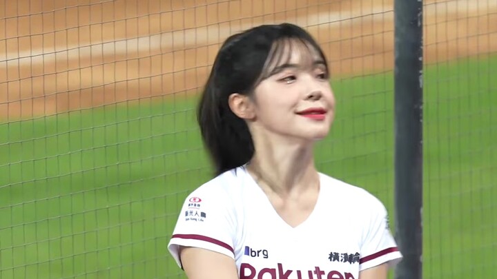 李多慧在笑什么这么开心