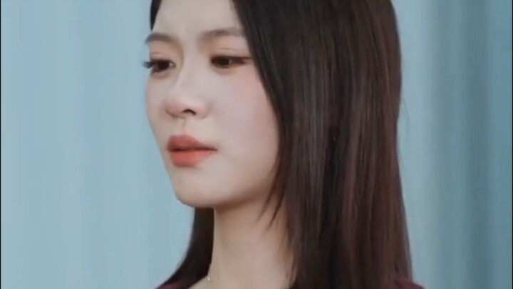 (du xinfei💕xinyu) mendekati dengan pelan