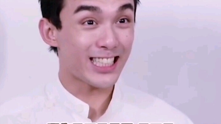 Wu Lei doesn't seem very smart. Someone, come! Give me some dumb medicine!