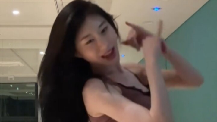 Đẹp trai phát ngất! Thử thách vũ đạo ITZY “That’s a NoNo”