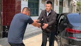Giả sử tôi mặc áo khoác công vụ