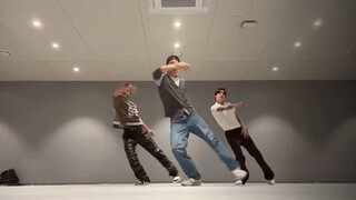 【หงเฉิงฮั่น】เปิดตัวท่าเต้นเพลง Heavenly Blue ในสไตล์เฮาส์